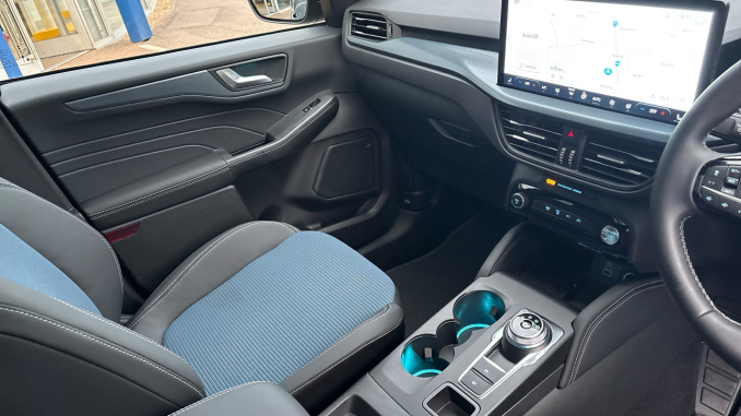 Ford Kuga 2.5 FHEV BlueCruise Edition 5dr CVT Hybrid Estate - Image 14